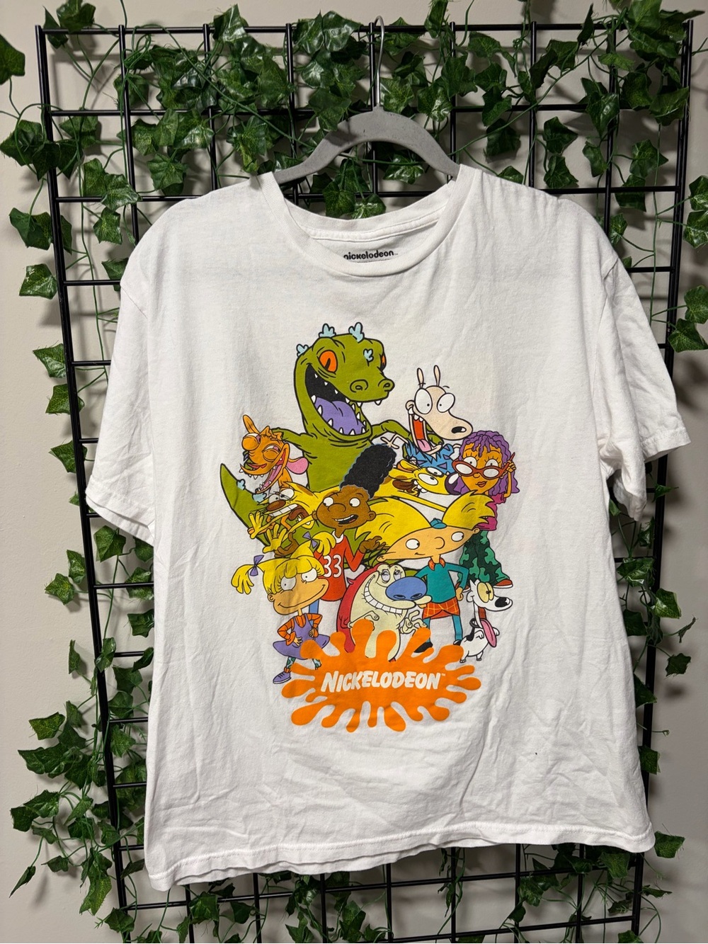 Nickelodeon White Graphic Tee - Classic Rugrats Cast